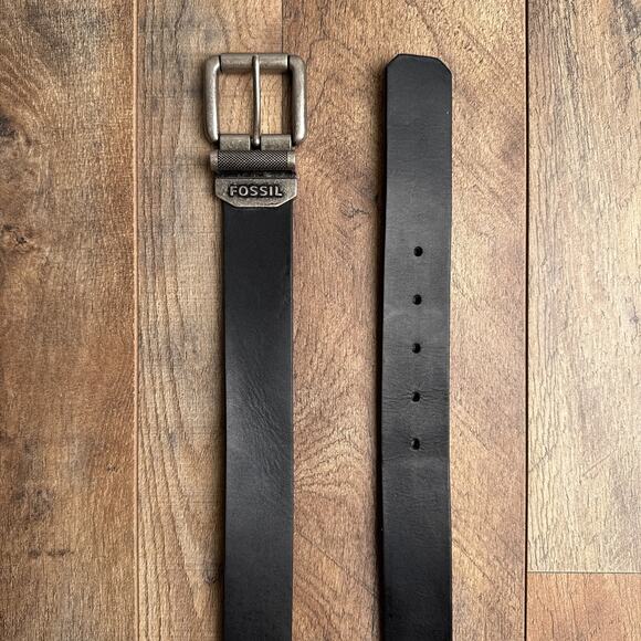 Fossil Leather Dress Belt Men's Size 40‎ Black US Fields Engraved Buckle 6277 - Picture 1 of 8